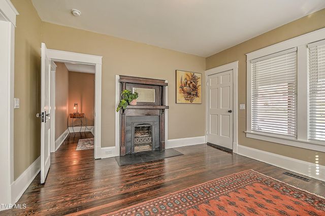 1132 Virginia Avenue, Bristol, TN 37620