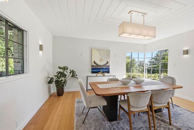 44 Highgate Rd, Kensington, CA 94707