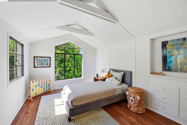 44 Highgate Rd, Kensington, CA 94707