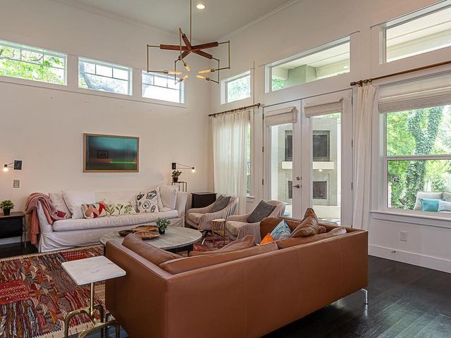 805 W Mary ST, Austin, TX 78704