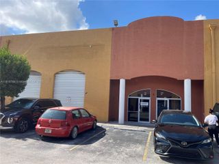 2954 W 84th St 114, Hialeah, FL 33018