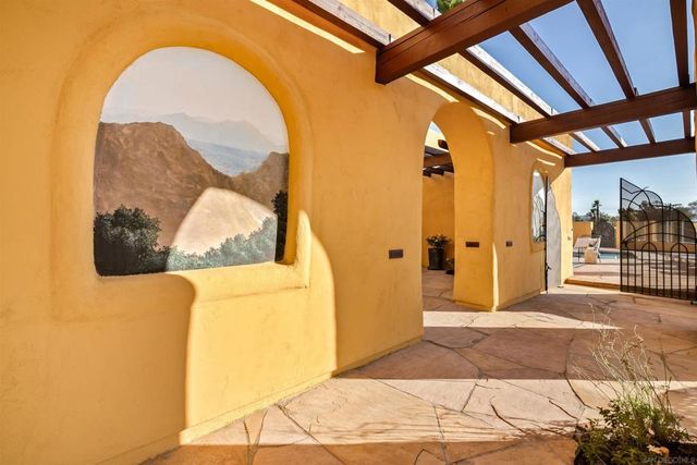 3696 Alta Loma Dr, Jamul, CA 91935