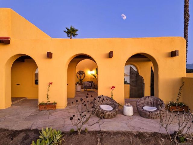 3696 Alta Loma Dr, Jamul, CA 91935