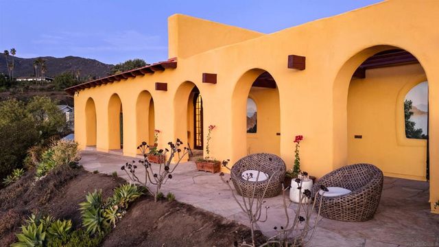 3696 Alta Loma Dr, Jamul, CA 91935