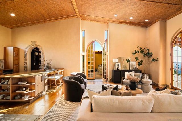 3696 Alta Loma Dr, Jamul, CA 91935