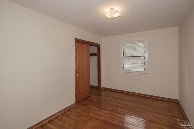 6314 Whiteoak Dr, Pensacola, FL 32503