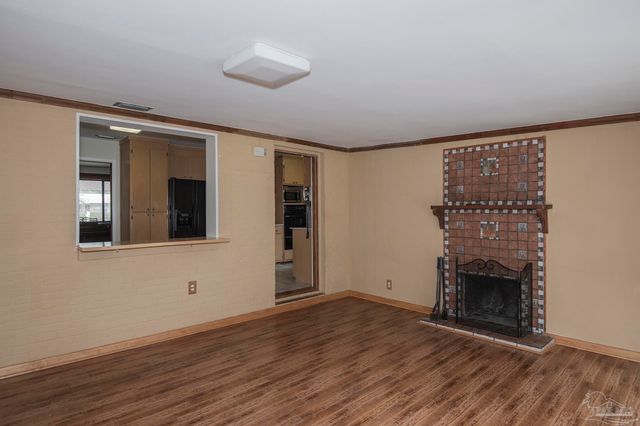 6314 Whiteoak Dr, Pensacola, FL 32503