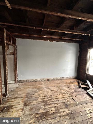 104 LOWER OAK ST, Wilmington, DE 19805