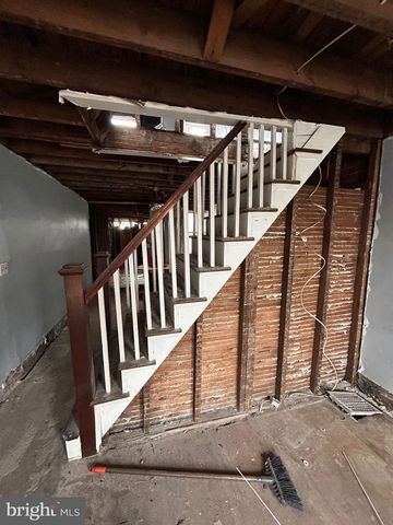 104 LOWER OAK ST, Wilmington, DE 19805