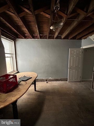 104 LOWER OAK ST, Wilmington, DE 19805