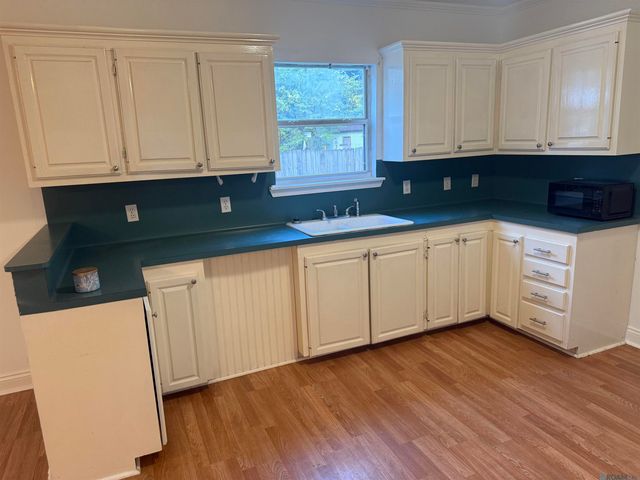 57830 Trosclair St, Plaquemine, LA 70764