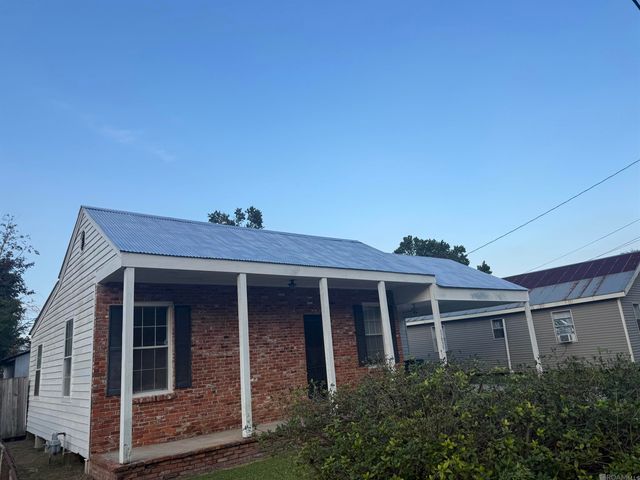 57830 Trosclair St, Plaquemine, LA 70764