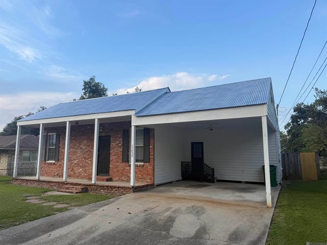 57830 Trosclair St, Plaquemine, LA 70764