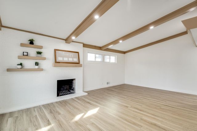 6136 E 9th St N, Wichita, KS 67208