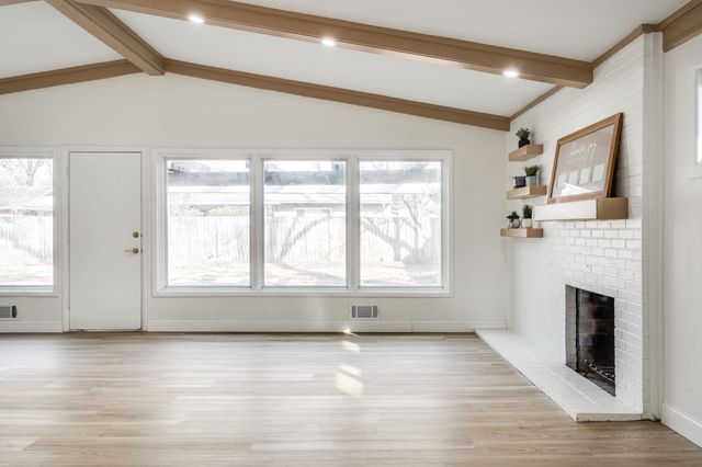 6136 E 9th St N, Wichita, KS 67208