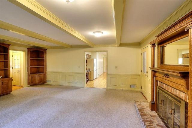 1786 SW Bear Cave SW, Lilburn, GA 30047