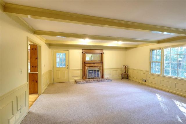 1786 SW Bear Cave SW, Lilburn, GA 30047
