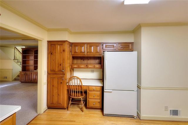 1786 SW Bear Cave SW, Lilburn, GA 30047
