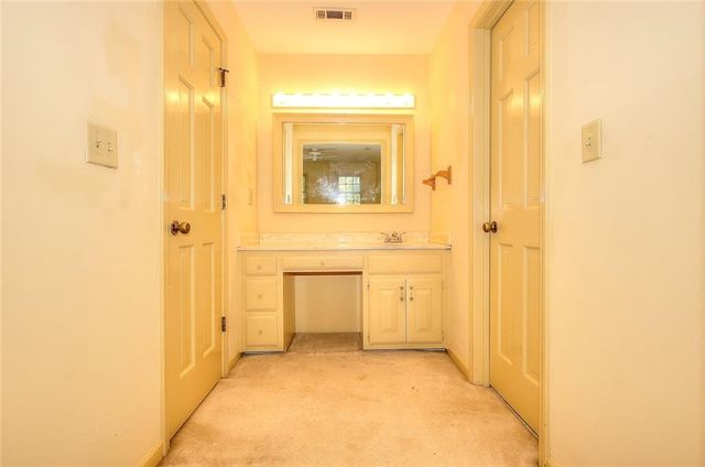 1786 SW Bear Cave SW, Lilburn, GA 30047