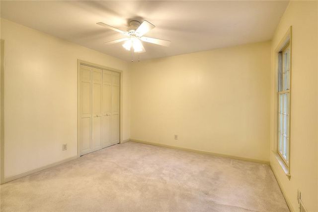 1786 SW Bear Cave SW, Lilburn, GA 30047