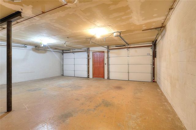 1786 SW Bear Cave SW, Lilburn, GA 30047