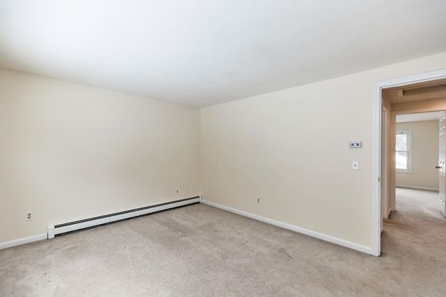 20 Gates Rd Apt 11, Marlborough, NH 03455