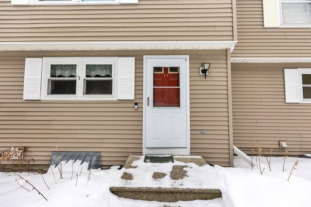 20 Gates Rd Apt 11, Marlborough, NH 03455