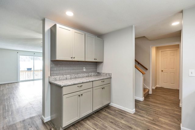 20 Gates Rd Apt 11, Marlborough, NH 03455