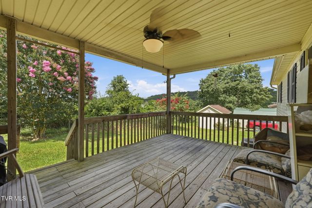 529 Old Gray Station Road, Johnson City, TN 37615
