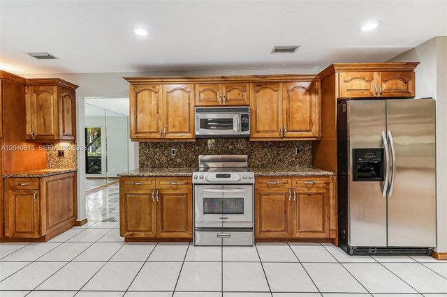 14941 SW 164th Terrace, Miami, FL 33187