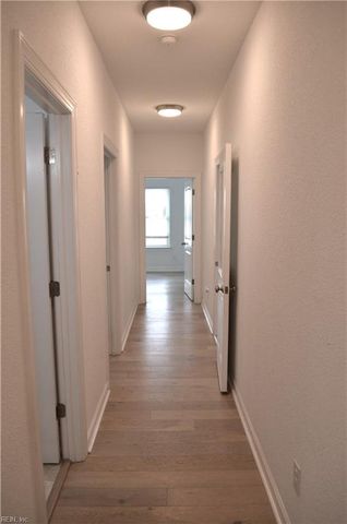 1301 Sanderson RD, Chesapeake, VA 23322