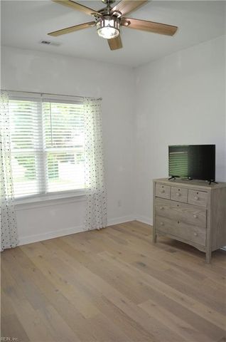 1301 Sanderson RD, Chesapeake, VA 23322