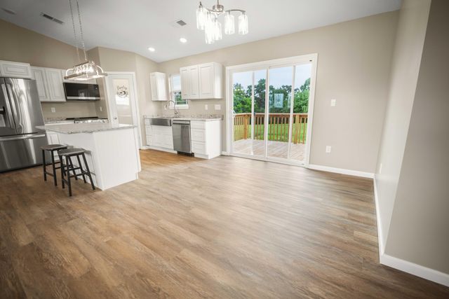 140 Deluca Drive, Science Hill, KY 42553