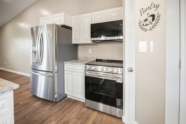 140 Deluca Drive, Science Hill, KY 42553