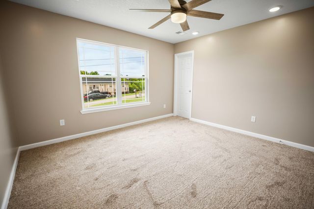 140 Deluca Drive, Science Hill, KY 42553