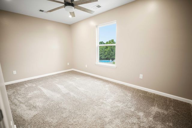 140 Deluca Drive, Science Hill, KY 42553