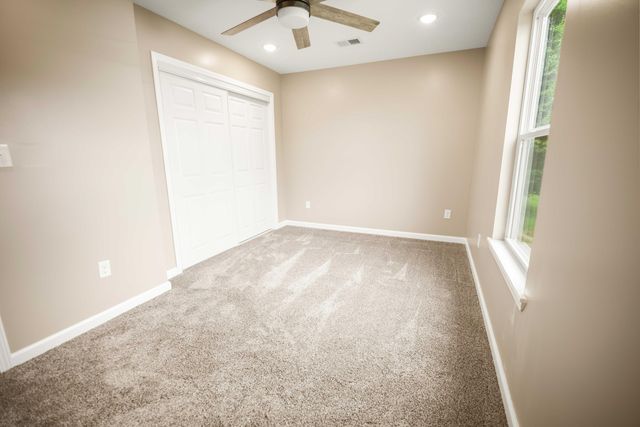 140 Deluca Drive, Science Hill, KY 42553
