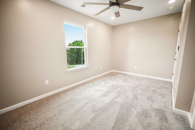 140 Deluca Drive, Science Hill, KY 42553