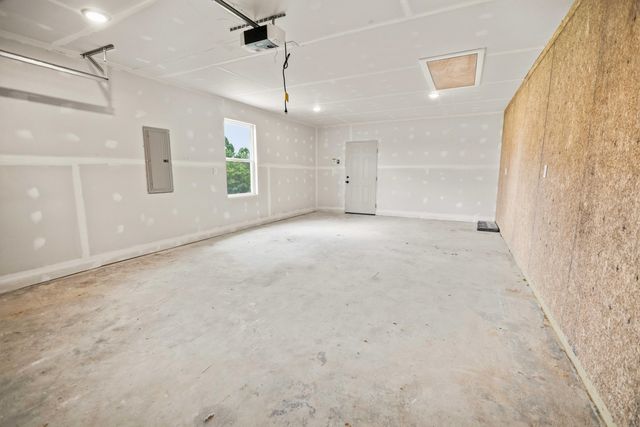 140 Deluca Drive, Science Hill, KY 42553