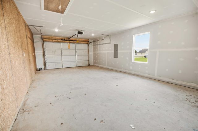 140 Deluca Drive, Science Hill, KY 42553
