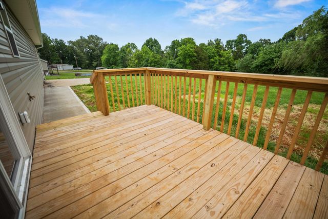 140 Deluca Drive, Science Hill, KY 42553