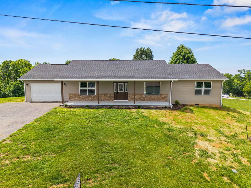 140 Deluca Drive, Science Hill, KY 42553