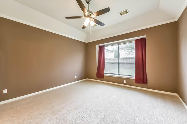 1002 Bristol Way, Pearland, TX 77584