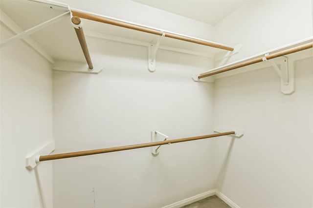 1002 Bristol Way, Pearland, TX 77584