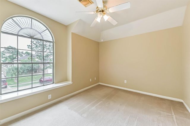 1002 Bristol Way, Pearland, TX 77584