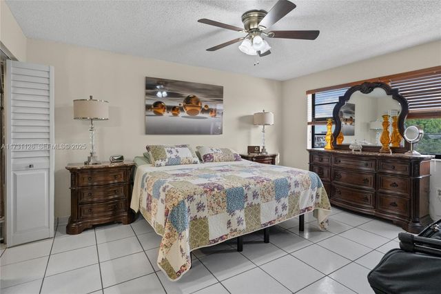 605 NW 72nd Avenue 406, Miami, FL 33126