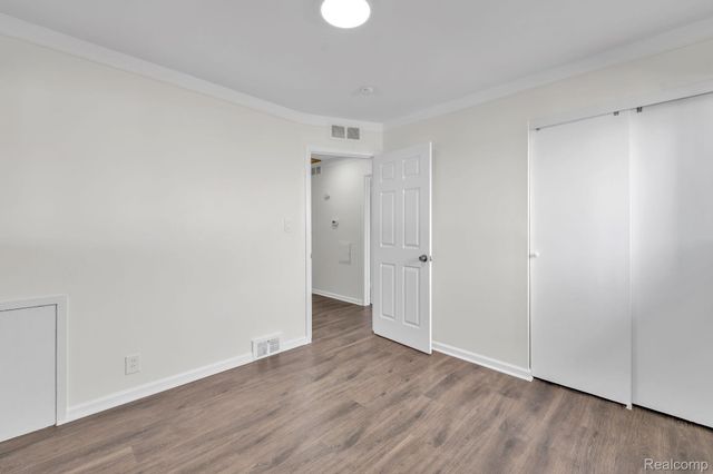 1645 Regene Street, Westland, MI 48186