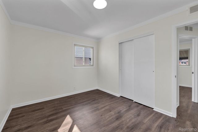 1645 Regene Street, Westland, MI 48186