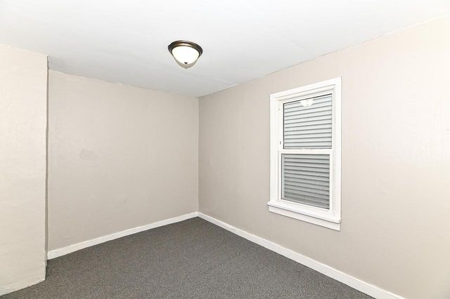 1218 N Memorial DRIVE, Racine, WI 53404