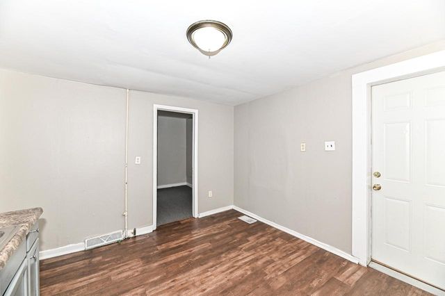 1218 N Memorial DRIVE, Racine, WI 53404